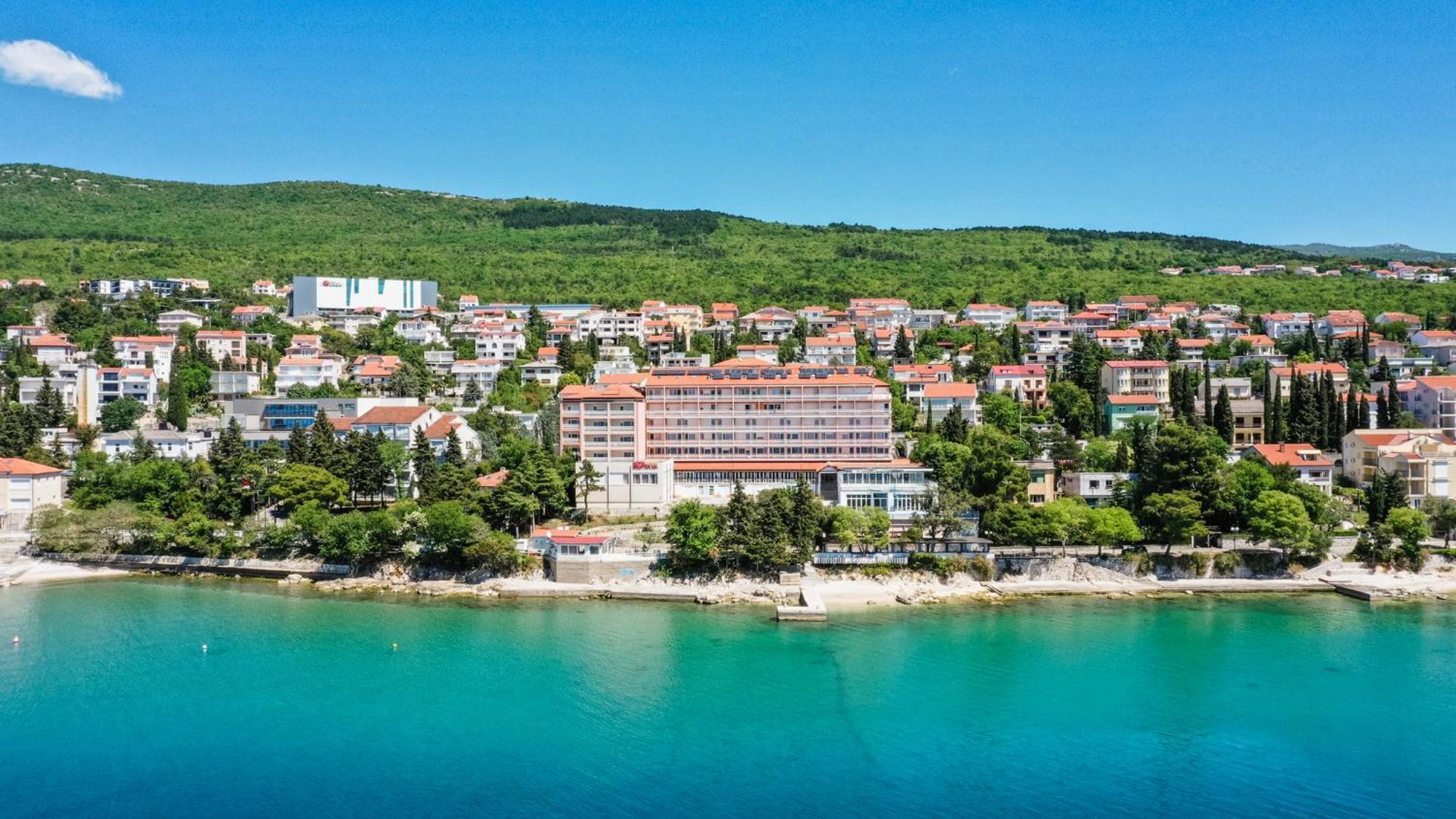 Mediteran Hotel By Aminess Crikvenica Exterior photo